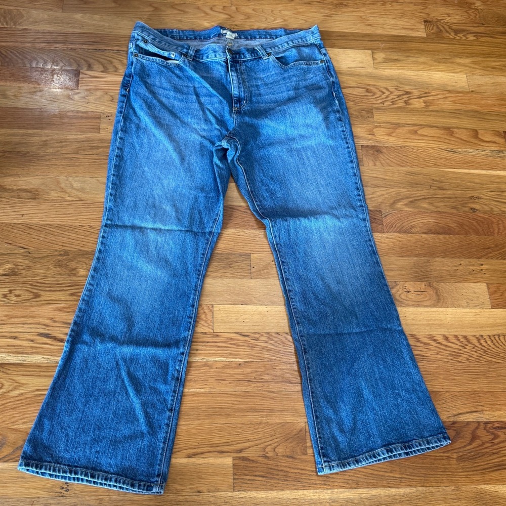 American Living Jeans Women's16 High Rise Straight Leg Bootcut Medium Wash Denim